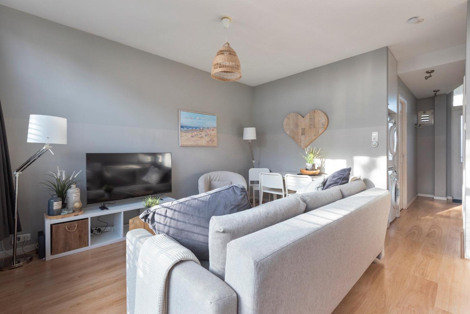 Apartment 't Schelpje With Free Parking Zandvoort