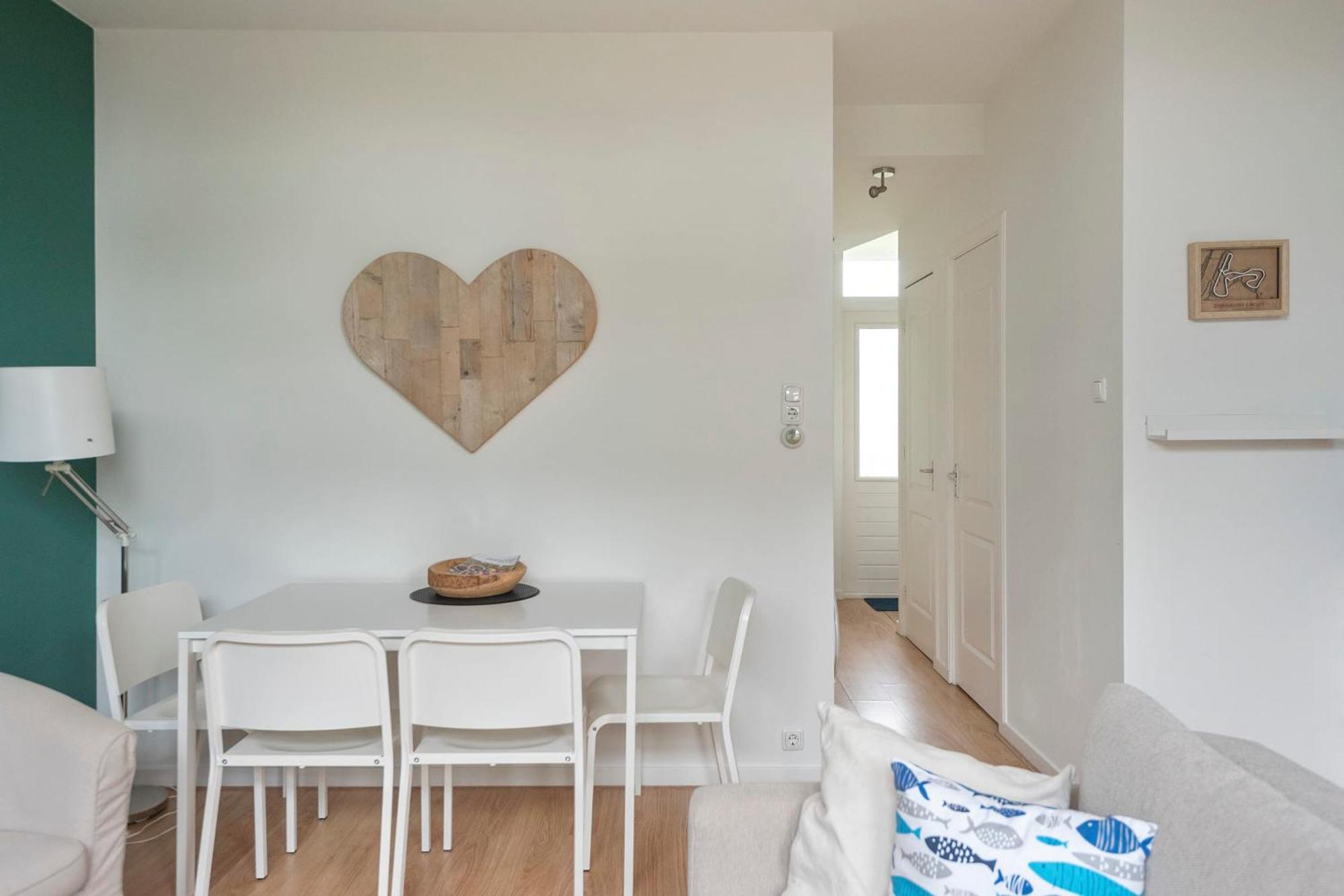 Apartment 't Schelpje With Free Parking